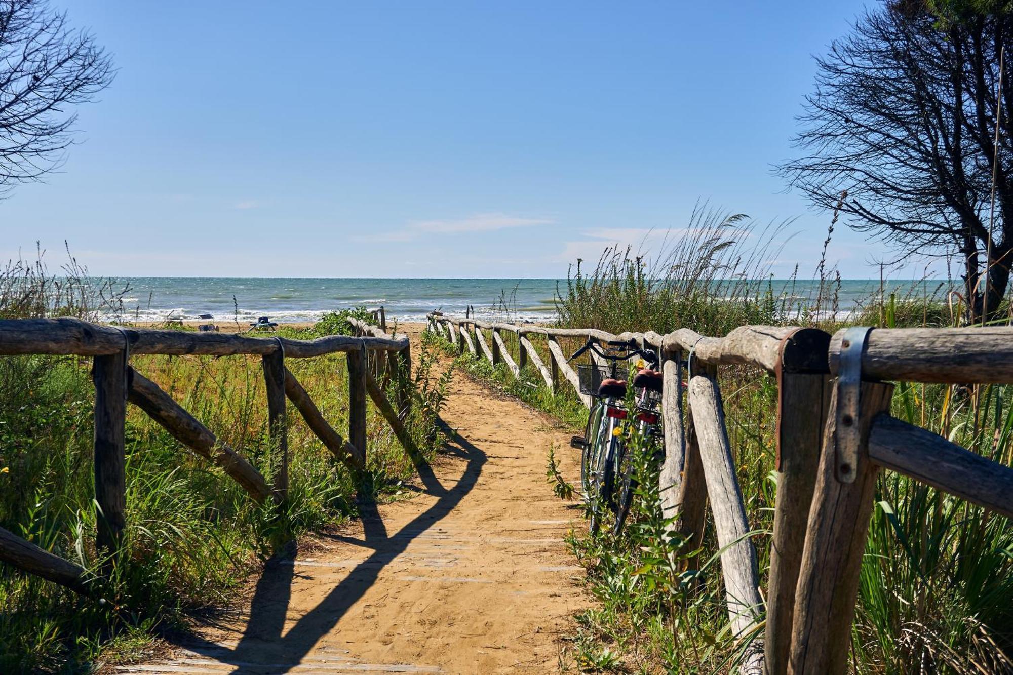 Апартаменты Adorable Flat For 6 Guests Next To Bibione Pineda Экстерьер фото